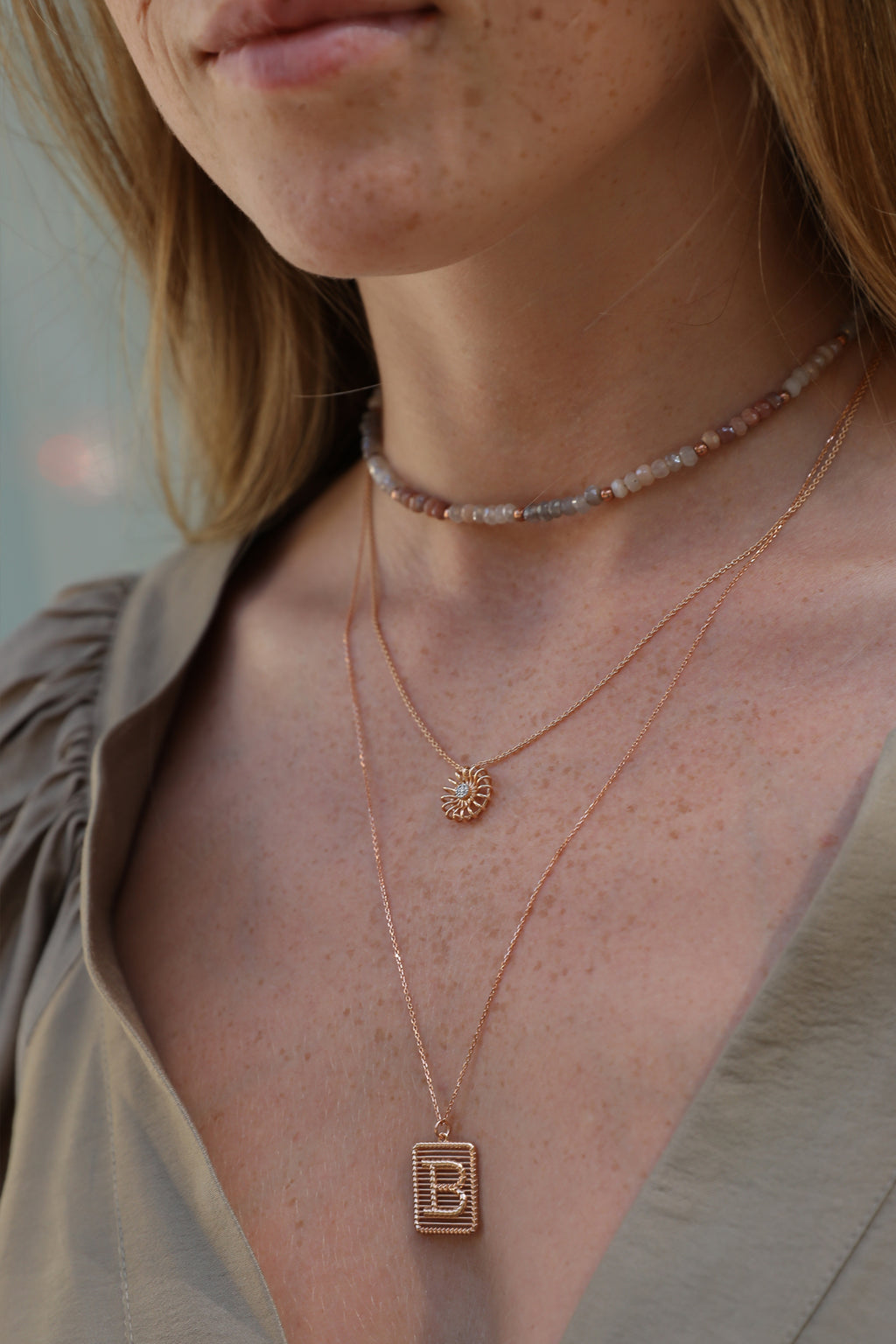Pearl of the Moon Choker Altın Kolye